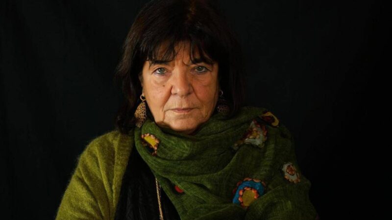 Arte, la poetessa Attanasio: “Nessuno è periferia, il centro della vita è l’umano”