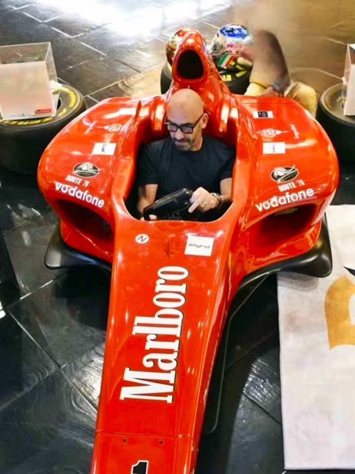 Bassetti punta una Ferrari con i risarcimenti delle querele