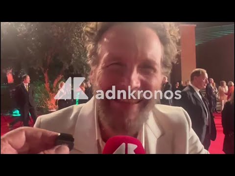 Festa di Roma, è la notte di Jovanotti: lui balla e il red carpet impazzisce – Video