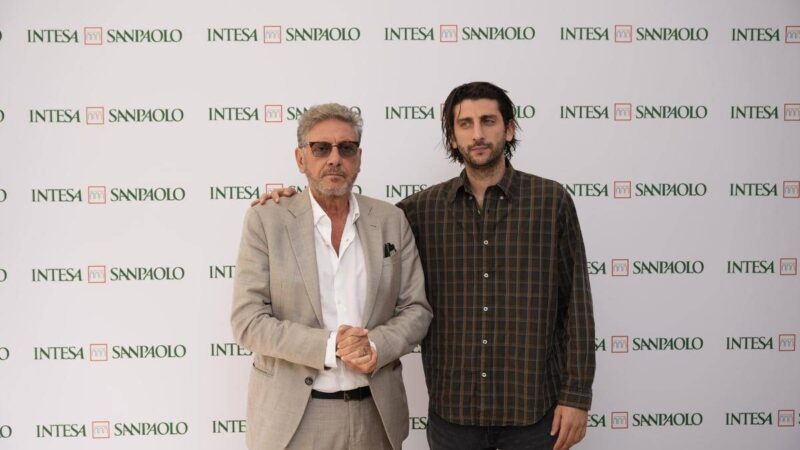 Intesa Sp, Sergio e Pietro Castellitto firmano la nuova campagna istituzionale ‘A mano a mano’﻿
