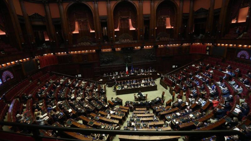La Camera bersaglio di attacchi informatici, nel mirino mail di parlamentari: c’è anche quella di Meloni