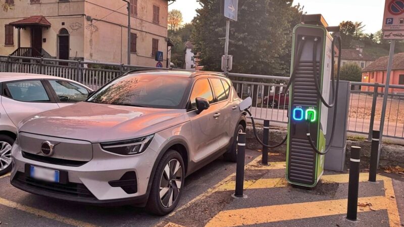 Sassello brulica di stazioni di ricarica per auto elettriche