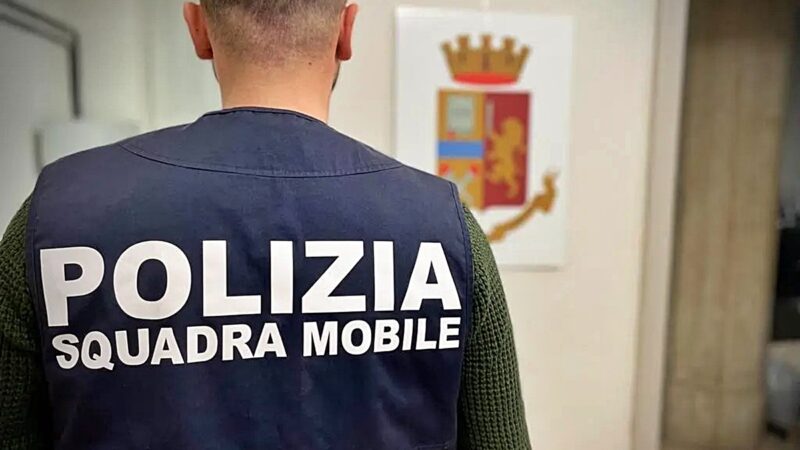 Savona, 74enne arrestato con circa 250 gr di stupefacente e 25mila euro