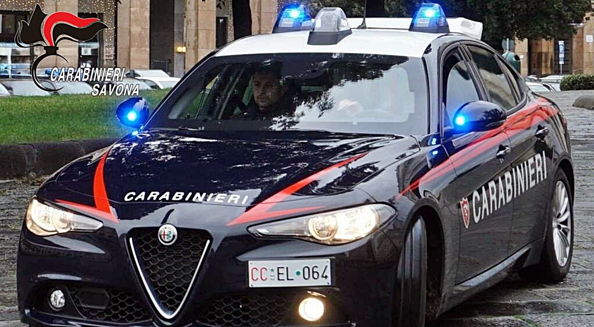 Savona, arrestato un 26enne con 90 gr di stupefacente in casa