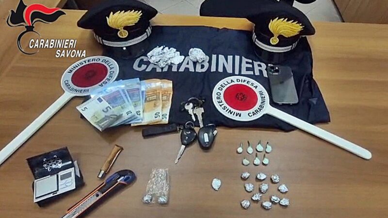 Spaccio di cocaina in centro a Savona, 38enne arrestato