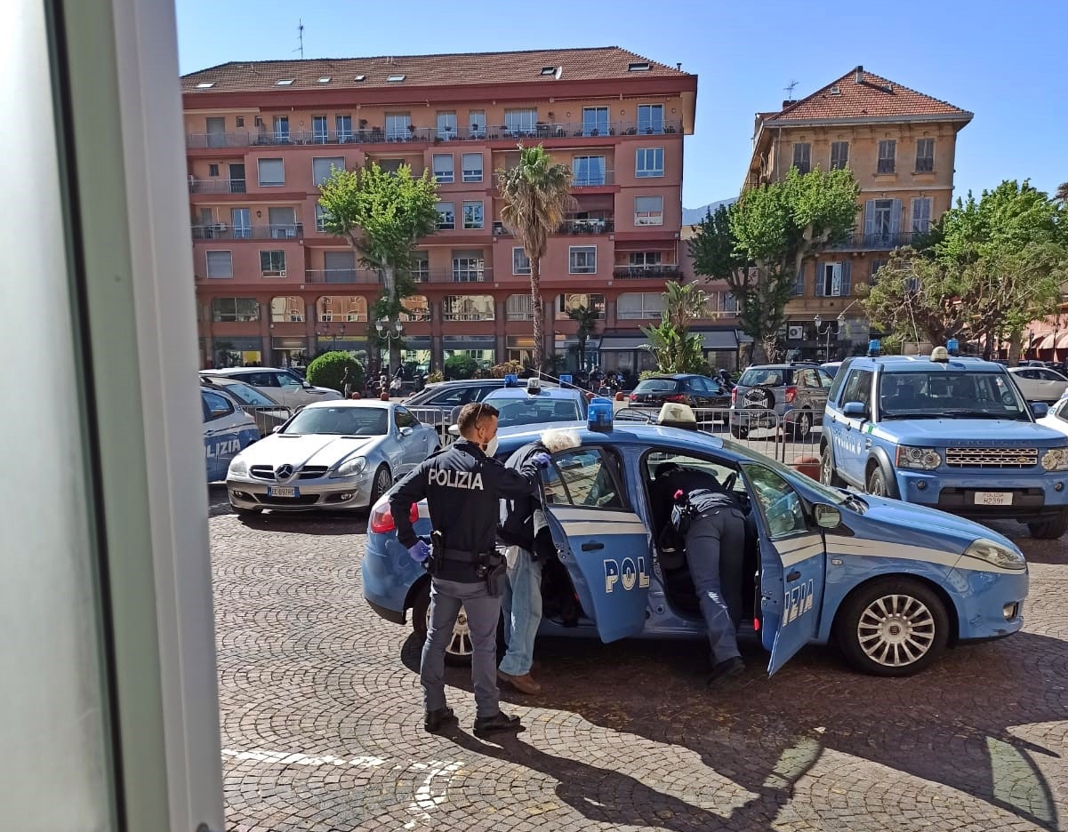 Tre operazioni della Polizia di Stato a Ventimiglia e Sanremo